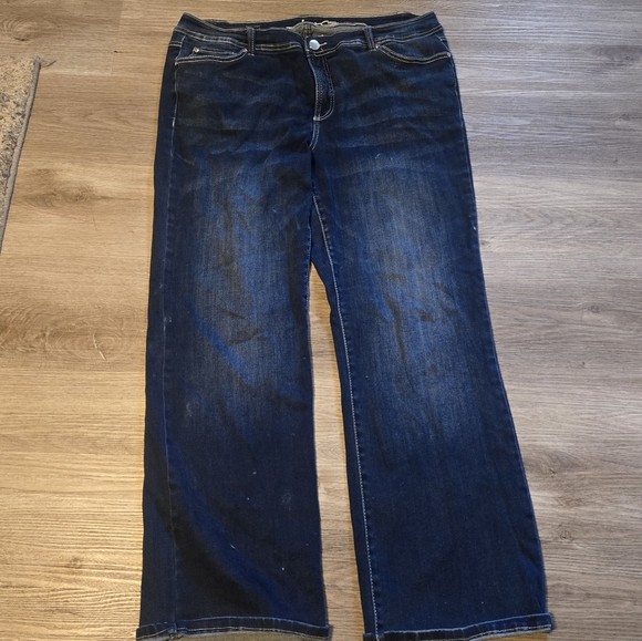 Classic Blue Women's Jeans - Picture 1 of 13